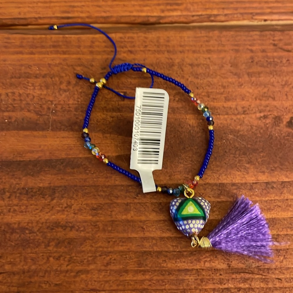 Bracelets - Picture 2 of 3